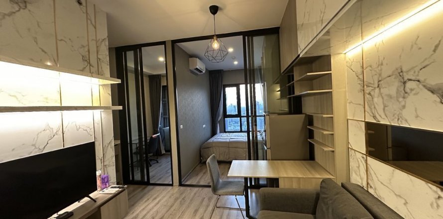 Condo à Watthana, Bangkok, Thaïlande, 2 chambres  № 137273