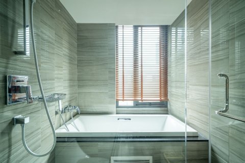 Condo à Pathum Wan, Bangkok, Thaïlande, 3 chambres  № 152056 - photo 23