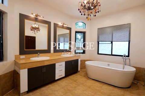 บ้านในพัทยา, ประเทศไทย 5 ห้องนอน № 198373 - รูปถ่าย 13