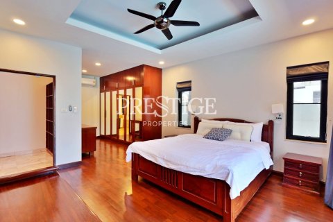 บ้านในพัทยา, ประเทศไทย 5 ห้องนอน № 198373 - รูปถ่าย 11