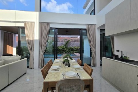 Villa in Rawai, Thailand 3 bedrooms № 114810 - photo 9