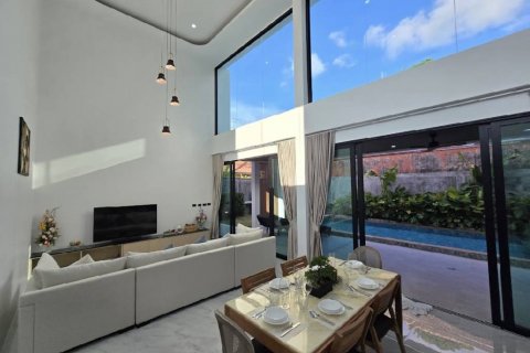 Villa in Rawai, Thailand 3 bedrooms № 114810 - photo 10