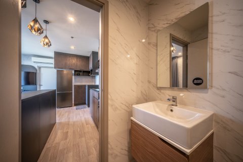 Condo in Bang Na, Bangkok, Thailand, 2 bedrooms  № 147085 - photo 18