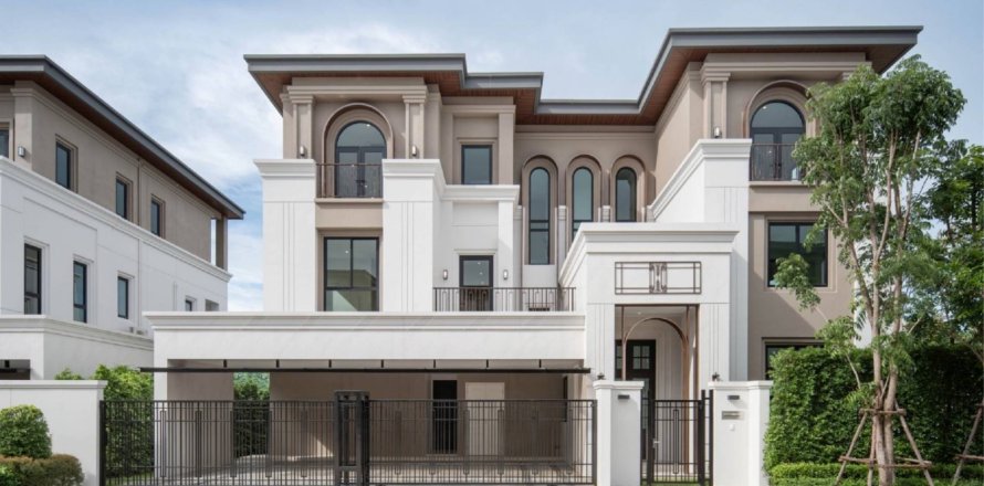 Maison à Bangkok, Thaïlande 5 chambres № 180452