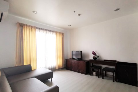 Condo à Khlong Toei, Bangkok, Thaïlande, 2 chambres № 200544 - photo 10