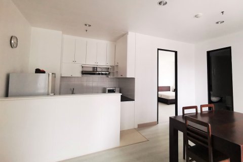 Condo à Khlong Toei, Bangkok, Thaïlande, 2 chambres № 200544 - photo 4