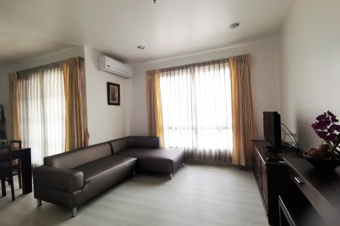Condo à Khlong Toei, Bangkok, Thaïlande, 2 chambres № 200544 - photo 11