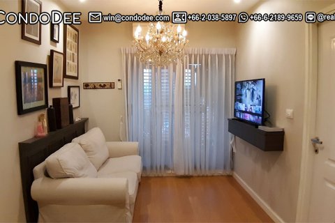 Condo à Khlong Toei, Bangkok, Thaïlande, 1 chambre  № 200546