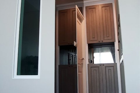 Condo à Khlong Toei, Bangkok, Thaïlande, 1 chambre № 200546 - photo 9