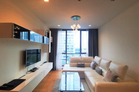 Condo à Watthana, Bangkok, Thaïlande, 2 chambres № 200545 - photo 14