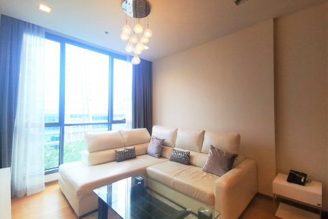 Condo à Watthana, Bangkok, Thaïlande, 2 chambres № 200545 - photo 16