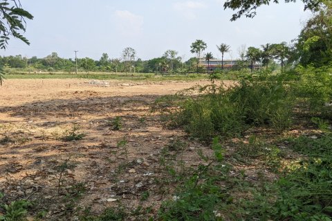 Land in San Sai, Thailand 1412 sq.m. № 149401 - photo 2