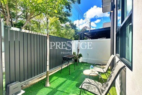 House in Pattaya, Thailand 3 bedrooms № 198381 - photo 14