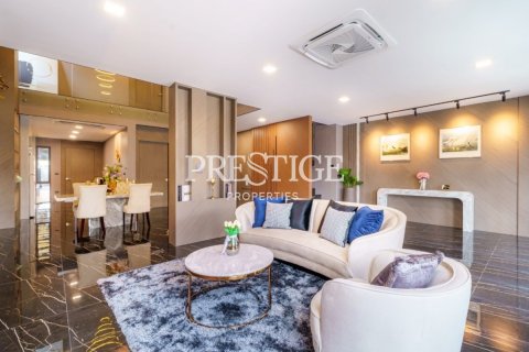 บ้านในพัทยา, ประเทศไทย 5 ห้องนอน № 198380 - รูปถ่าย 2