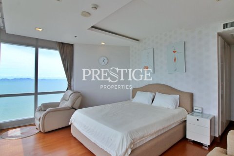 Condo in Pattaya, Thailand, 2 bedrooms № 198378 - photo 11
