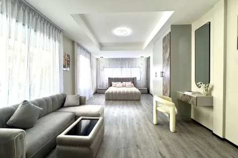 Chalet de 5 dormitorios en Pattaya, Tailandia № 210635 - foto 7