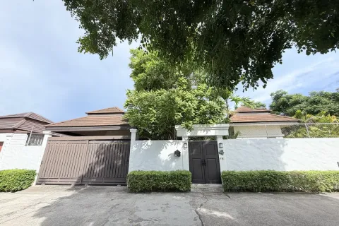 Villa in Pattaya, Thailand 2 bedrooms № 210631 - photo 11