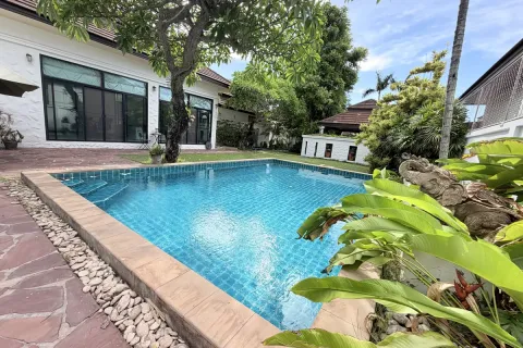 Villa in Pattaya, Thailand 2 bedrooms № 210631 - photo 15