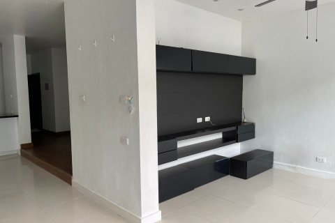 Дом в Кату, Таиланд с 3 спальнями  № 145533 - фото 4