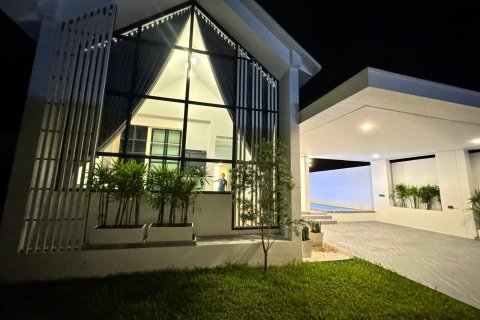 Villa in Ao Nang, Thailand 3 bedrooms № 165332 - photo 13