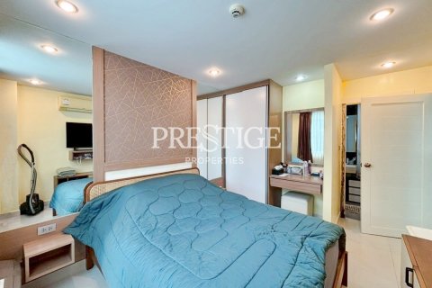 Condo in Pattaya, Thailand, 2 bedrooms № 197890 - photo 20