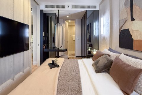 Condo in Bangkok, Thailand, 2 bedrooms  № 166655 - photo 6