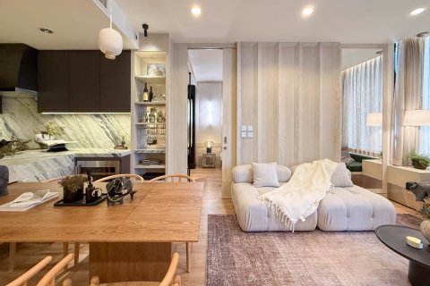 Condo in Bangkok, Thailand, 2 bedrooms  № 166655 - photo 4