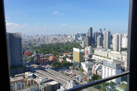 Condo à Pathum Wan, Bangkok, Thaïlande, 2 chambres № 162938 - photo 24
