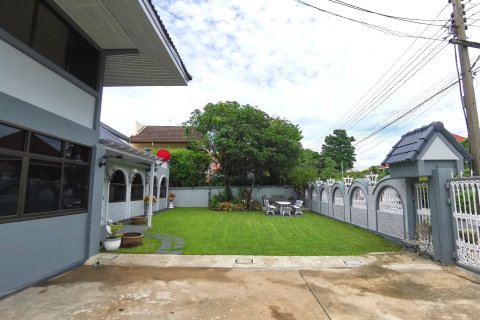 Maison à Saphan Sung, Bangkok, Thaïlande 6 chambres № 162939 - photo 11