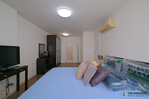 Condo in Bangkok, Thailand, 1 bedroom  № 185424 - photo 4