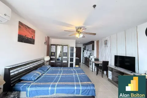Estudio en el condominio en Jomtien Beach, Pattaya, Tailandia № 210965 - foto 14
