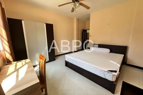Casa de 3 dormitorios en Pattaya, Tailandia № 210959 - foto 6