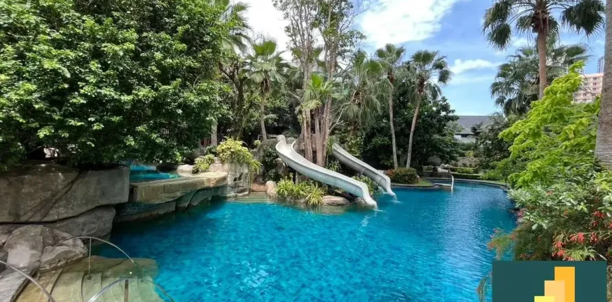 Estudio en el condominio en Pattaya, Tailandia № 210961