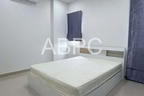 Casa de 3 dormitorios en Pattaya, Tailandia № 210963 - foto 7