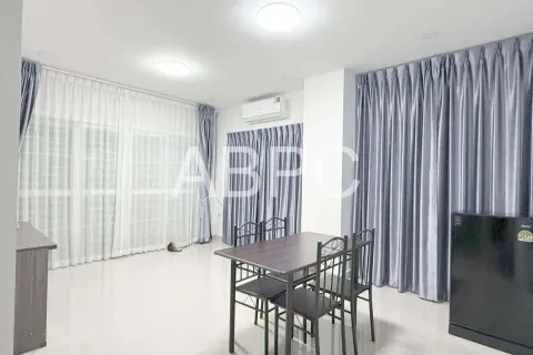 Casa de 3 dormitorios en Pattaya, Tailandia № 210963 - foto 4