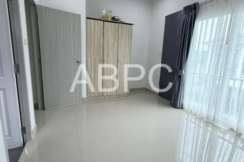 Casa de 3 dormitorios en Pattaya, Tailandia № 210963 - foto 5