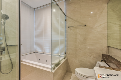 Condo in Bangkok, Thailand, 1 bedroom  № 186513 - photo 3