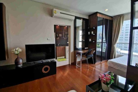 Condo in Bangkok, Thailand, 1 bedroom № 183546 - photo 7