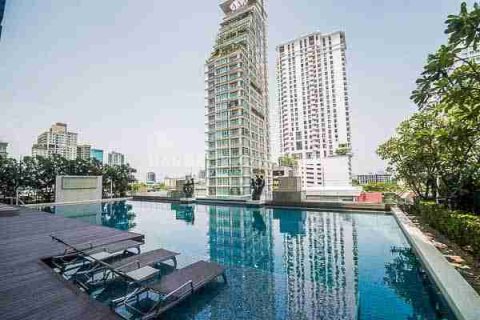 Condo in Bangkok, Thailand, 1 bedroom № 183546 - photo 2