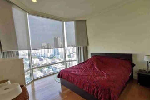 Condo in Bangkok, Thailand, 2 bedrooms  № 183549 - photo 6