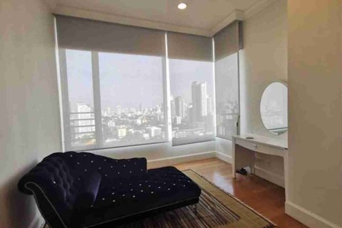 Condo in Bangkok, Thailand, 2 bedrooms  № 183549 - photo 8