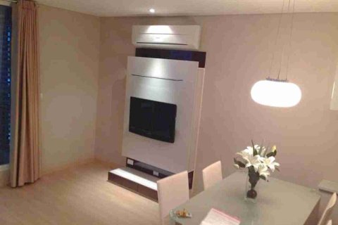 Condo in Phaya Thai, Bangkok, Thailand, 2 bedrooms № 183550 - photo 3