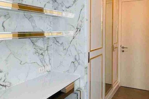 Condo in Bangkok, Thailand, 1 bedroom № 183547 - photo 10