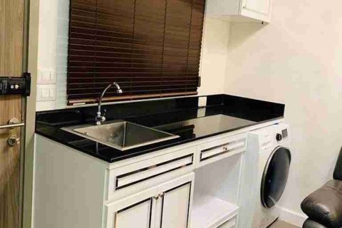 Condo in Bangkok, Thailand, 1 bedroom № 183547 - photo 9