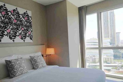 Condo in Thonburi, Bangkok, Thailand, 3 bedrooms № 184105 - photo 6