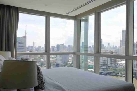 Condo in Thonburi, Bangkok, Thailand, 3 bedrooms  № 184105
