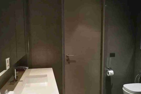 Condo in Thonburi, Bangkok, Thailand, 3 bedrooms № 184105 - photo 5