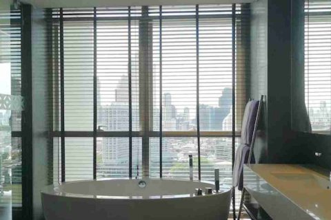 Condo in Thonburi, Bangkok, Thailand, 3 bedrooms № 184105 - photo 10