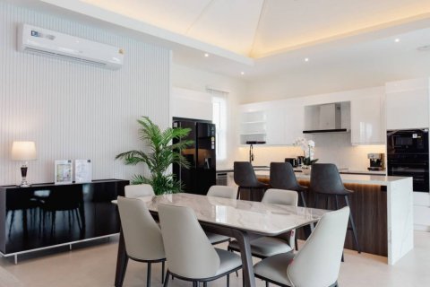 Villa in Hua Hin, Thailand 3 bedrooms № 134477 - photo 6