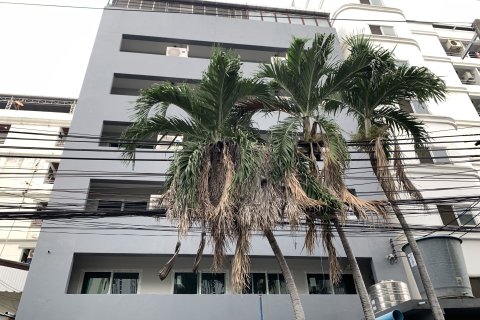 Appartement à Huai Khwang, Bangkok, Thaïlande 18 chambres № 154708 - photo 2